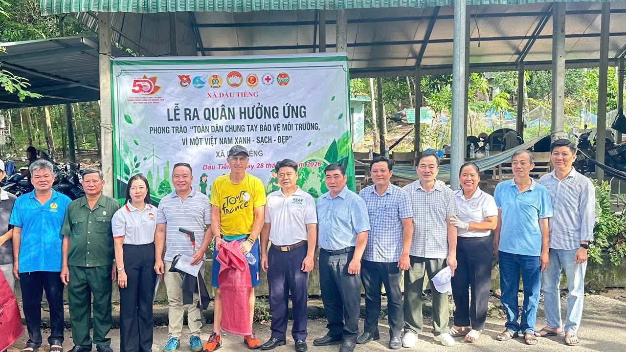 Xã Dầu Tiếng Ra quân hưởng ứng phong trào thi đua “Toàn dân chung tay bảo vệ môi trường vì một Việt Nam xanh – sạch – đẹp”