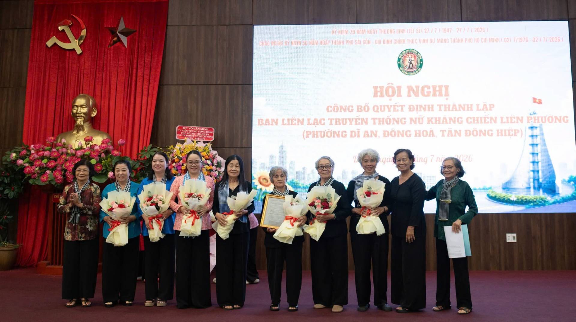 C&oacute; thể l&agrave; h&igrave;nh ảnh về &lrm;văn bản cho biết '&lrm;ي MUNS HAM NGAY RY-NI&Ecirc;M MIEM-50NAN NGAY TH&Ocirc;NH PHD 05 GON HƯƠNG CHЙKИ 27/ HƯCV NH 電 2026 MANG &Eta;A&Nu;&Eta; PHO HD CHI IMINH 021 7/1976 0211120261 HỘI NGHI C&Ocirc;NG B&Ocirc; QUYẾT DINH TH&Agrave;NH LAP BAN LI&Ecirc;N LAC TRUYỀN THỐNG บี KHANG CHI&Ecirc;N LIEN (PHƯỠNG DI AN, Đ&Ocirc;NG HOA, T&Acirc;N Đ&Ocirc;NG HIEP) သိင်သုး ing 026&lrm;'&lrm;