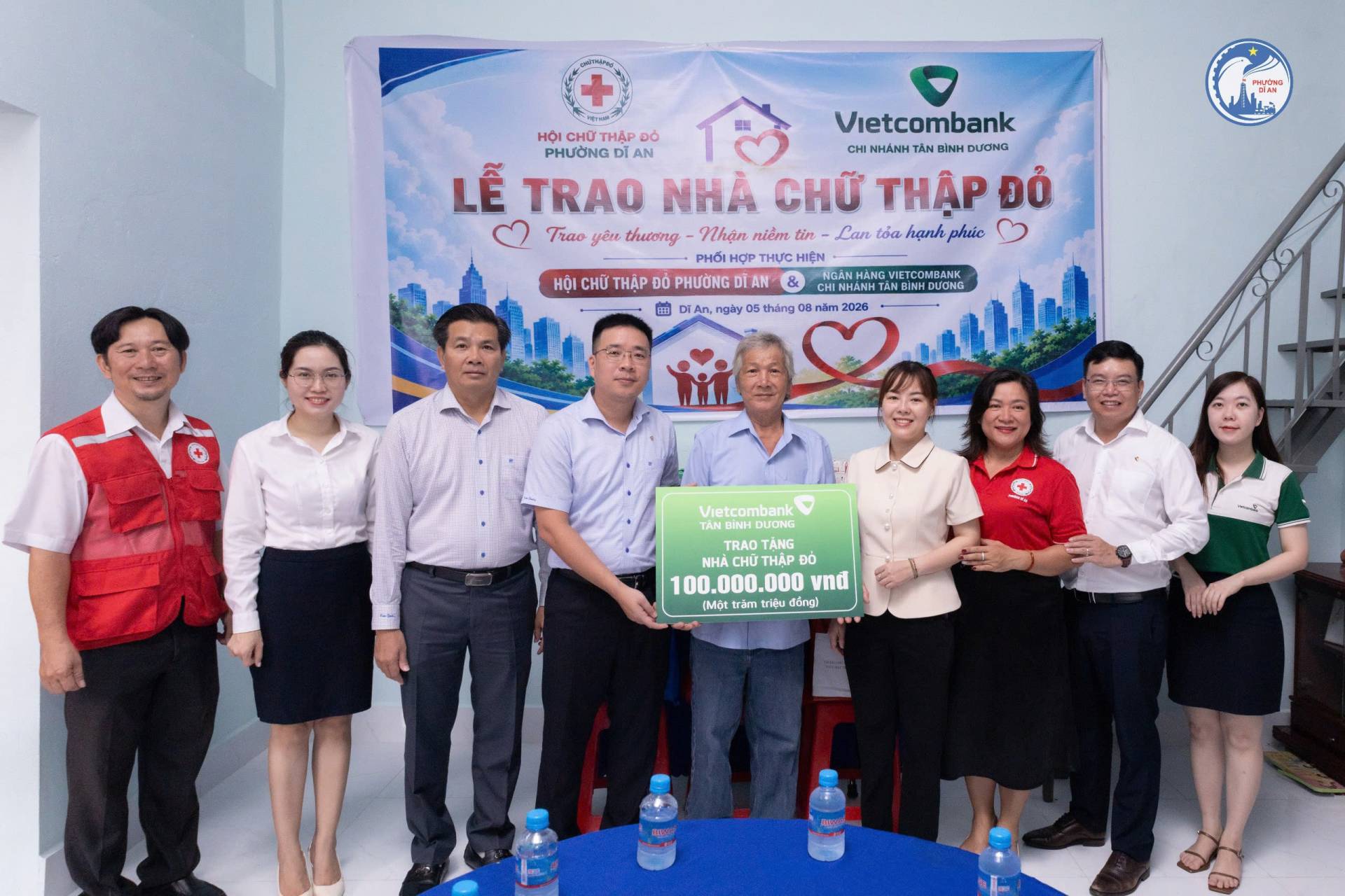 HỘI CHỮ THẬP ĐỎ PHƯỜNG DĨ AN BÀN GIAO NHÀ CHỮ THẬP ĐỎ CHO HỘ NGHÈO