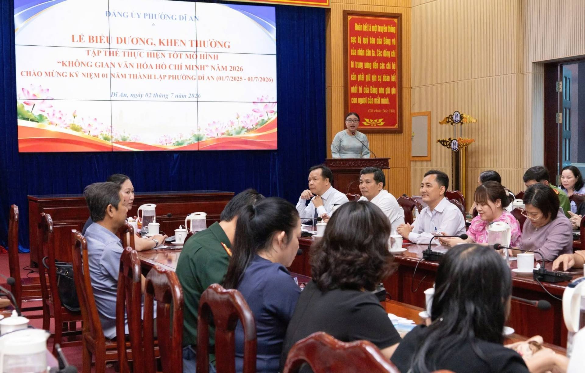 Có thể là hình ảnh về văn bản