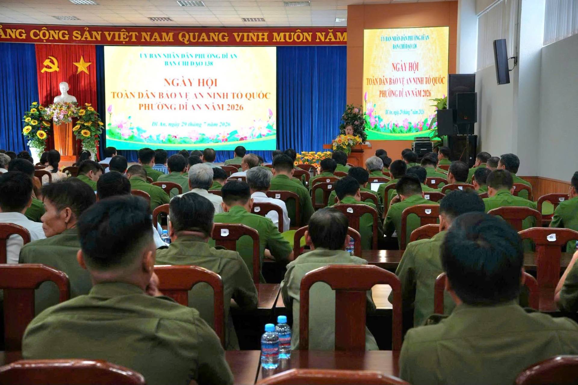 PHƯỜNG DĨ AN RỘN RÀNG NGÀY HỘI TOÀN DÂN BẢO VỆ AN NINH TỔ QUỐC