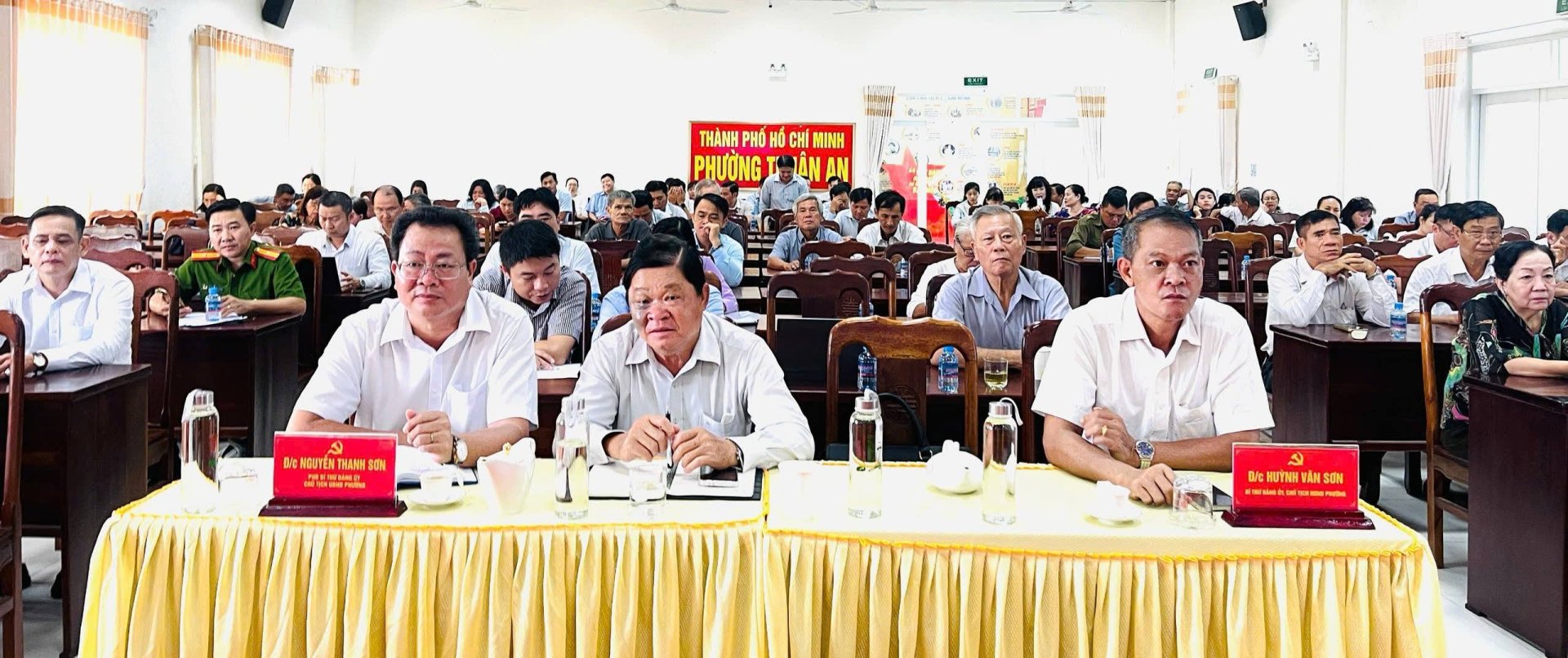 HỘI NGHỊ TRỰC TUYẾN TOÀN QUỐC QUÁN TRIỆT VÀ TRIỂN KHAI THỰC HIỆN MỘT SỐ NGHỊ QUYẾT, CHỈ THỊ CỦA BỘ CHÍNH TRỊ