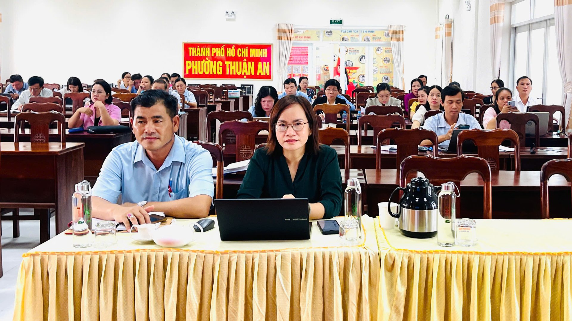 THAM DỰ HỘI NGHỊ TRỰC TUYẾN TẬP HUẤN CÁC CHỨC NĂNG TRÊN PHẦN MỀM CƠ SỞ DỮ LIỆU ĐẢNG 4.0