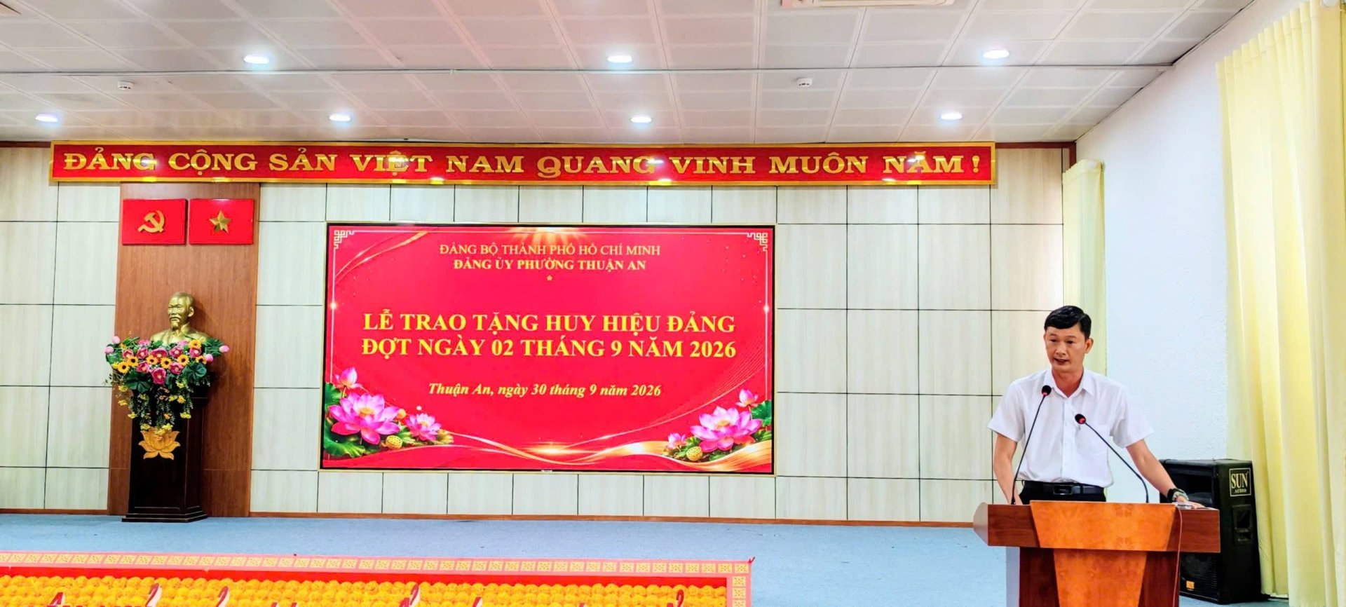 ĐẢNG ỦY PHƯỜNG THUẬN AN TỔ CHỨC LỄ TRAO HUY HIỆU ĐẢNG ĐỢT 02/9 NĂM 2026