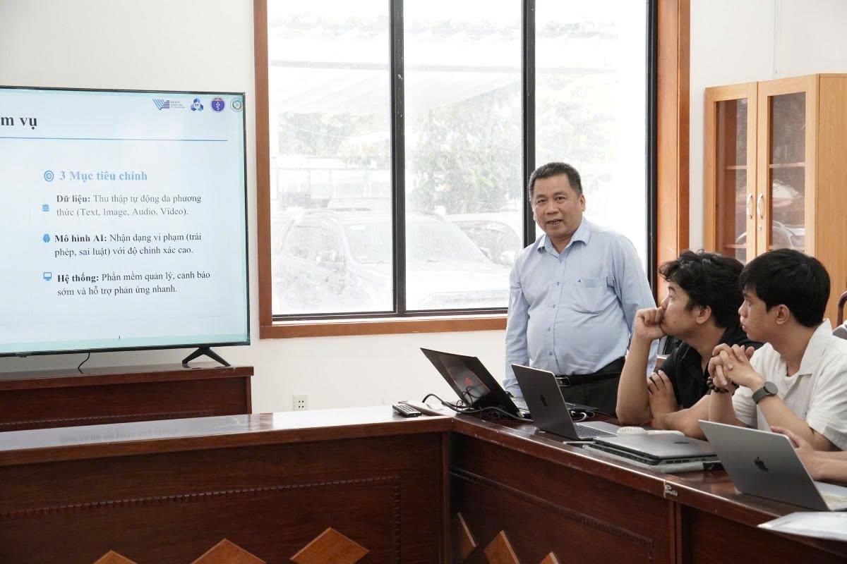 SỞ KHOA HỌC VÀ CÔNG NGHỆ THÀNH PHỐ HỒ CHÍ MINH: NGHIỆM THU NHIỆM VỤ KHOA HỌC VÀ CÔNG NGHỆ “NGHIÊN CỨU, PHÂN TÍCH XÂY DỰNG PHÁT TRIỂN ỨNG DỤNG PHẦN MỀM TRÍ TUỆ NHÂN TẠO PHÁT HIỆN VI PHẠM QUẢNG CÁO TRONG LĨNH VỰC Y TẾ”