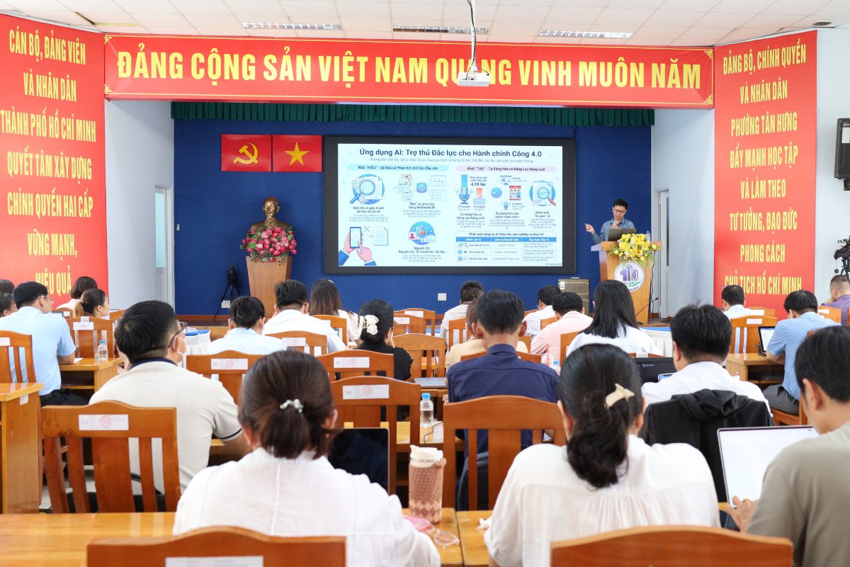 TRÍ TUỆ NHÂN TẠO HỖ TRỢ NÂNG CAO HIỆU QUẢ CÔNG TÁC CÔNG VỤ