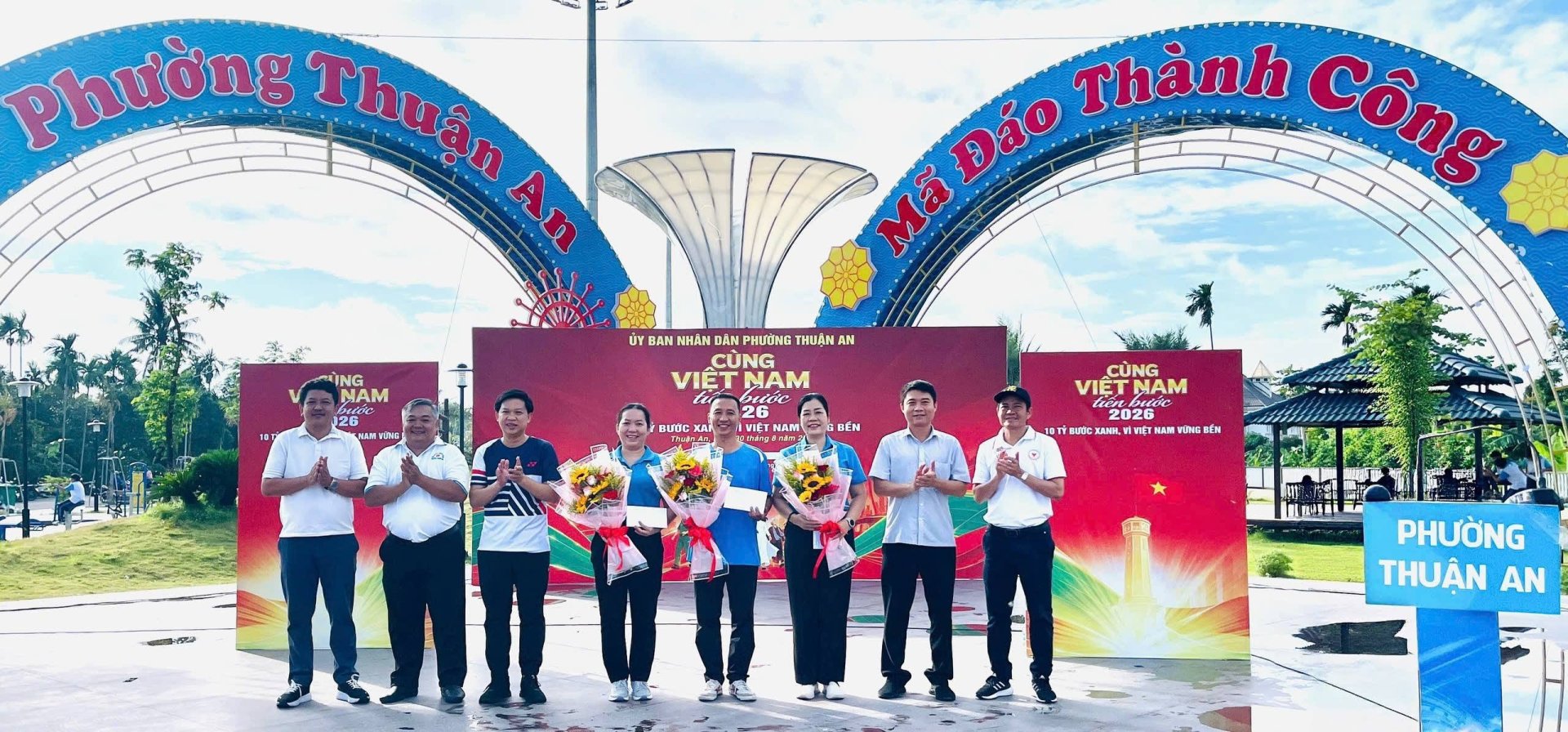 PHƯỜNG THUẬN AN THẠM DỰ KHAI MẠC TRỰC TUYẾN CÙNG VIỆT NAM TIẾN BƯỚC NĂM 2026