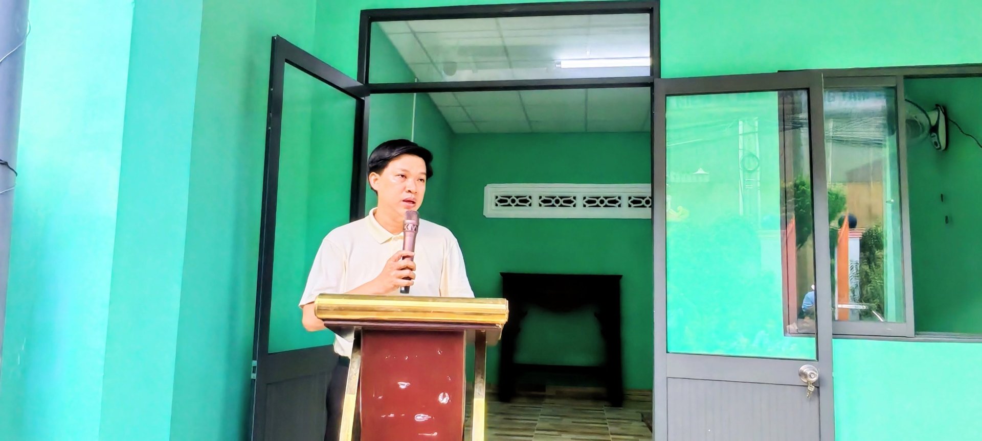 LỄ TRAO NHÀ TÌNH NGHĨA VÀ THĂM HỎI CÁC GIA ĐÌNH CHÍNH SÁCH NHÂN DỊP QUỐC KHÁNH 2/9