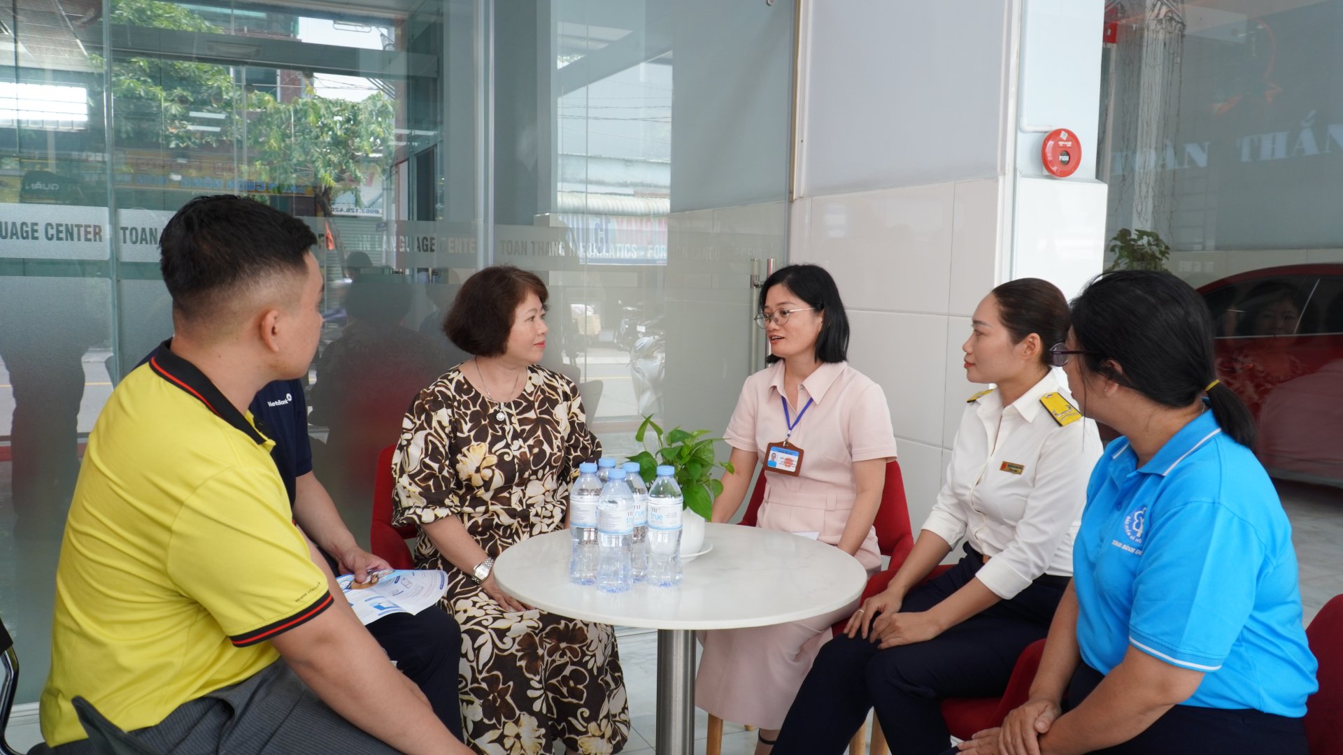 ĐÔNG HÒA ĐẨY MẠNH TUYÊN TRUYỀN CHUYỂN ĐỔI SỐ, HỖ TRỢ HỘ KINH DOANH VÀ DOANH NGHIỆP