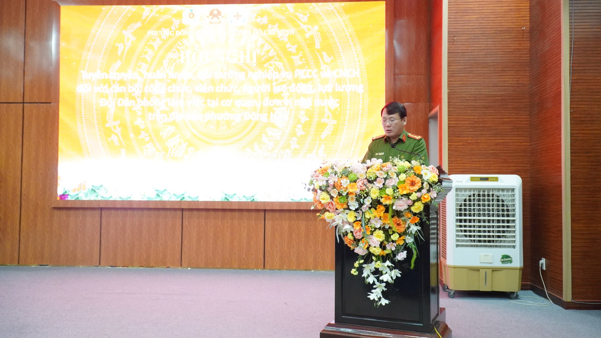 ĐÔNG HÒA TẬP HUẤN NGHIỆP VỤ PCCC VÀ CỨU NẠN CỨU HỘ