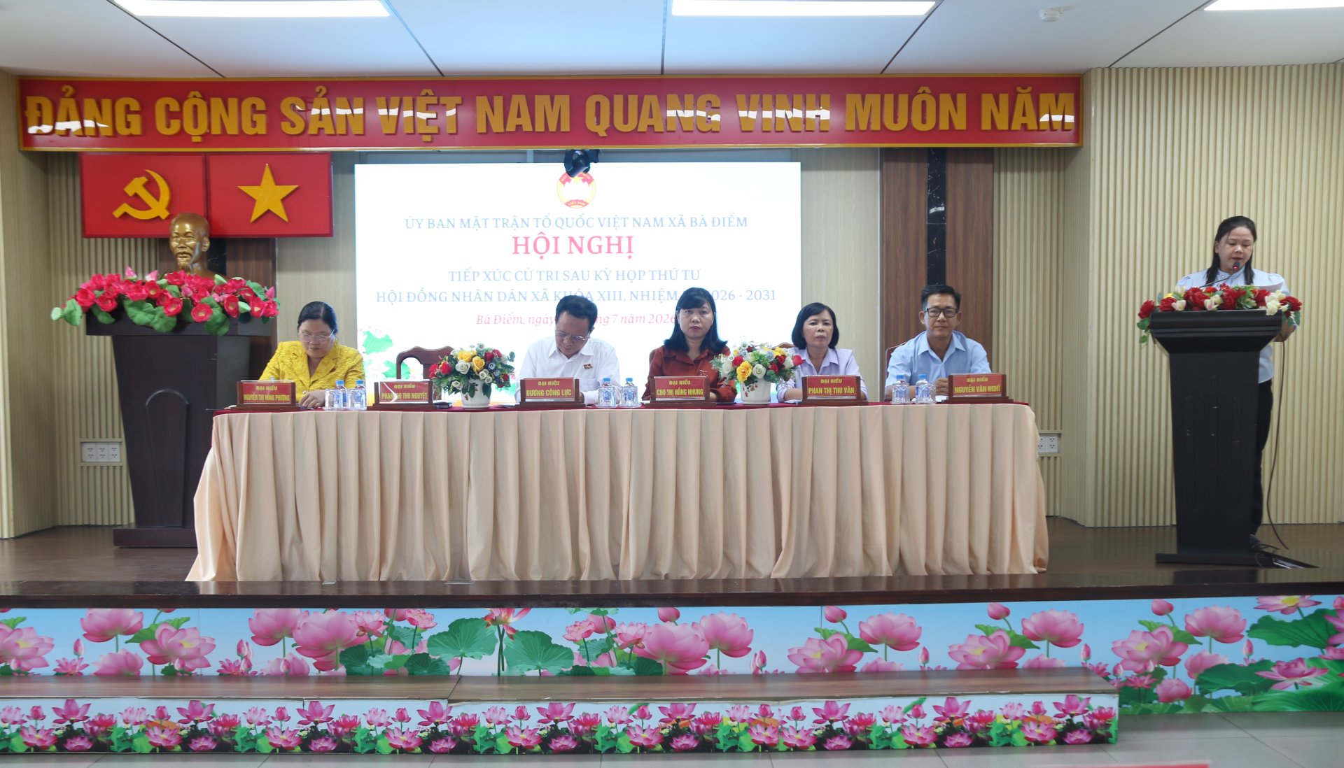 HỘI NGHỊ TIẾP XÚC VỚI CỬ TRI SAU KỲ HỌP THỨ TƯ  CỦA HĐND XÃ BÀ ĐIỂM
