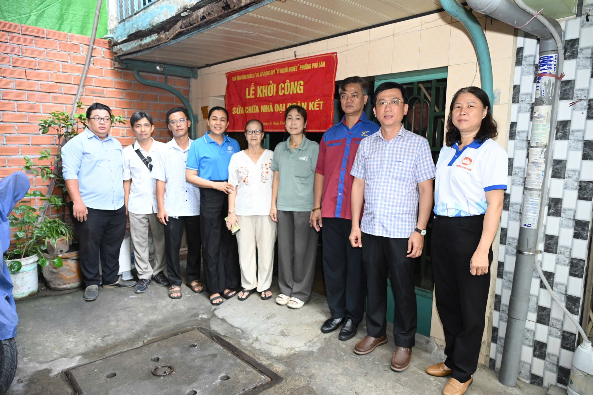 KHỞI CÔNG SỬA CHỮA NHÀ ĐẠI ĐOÀN KẾT CHO HỘ ÔNG TRƯƠNG HOÀNG MINH
