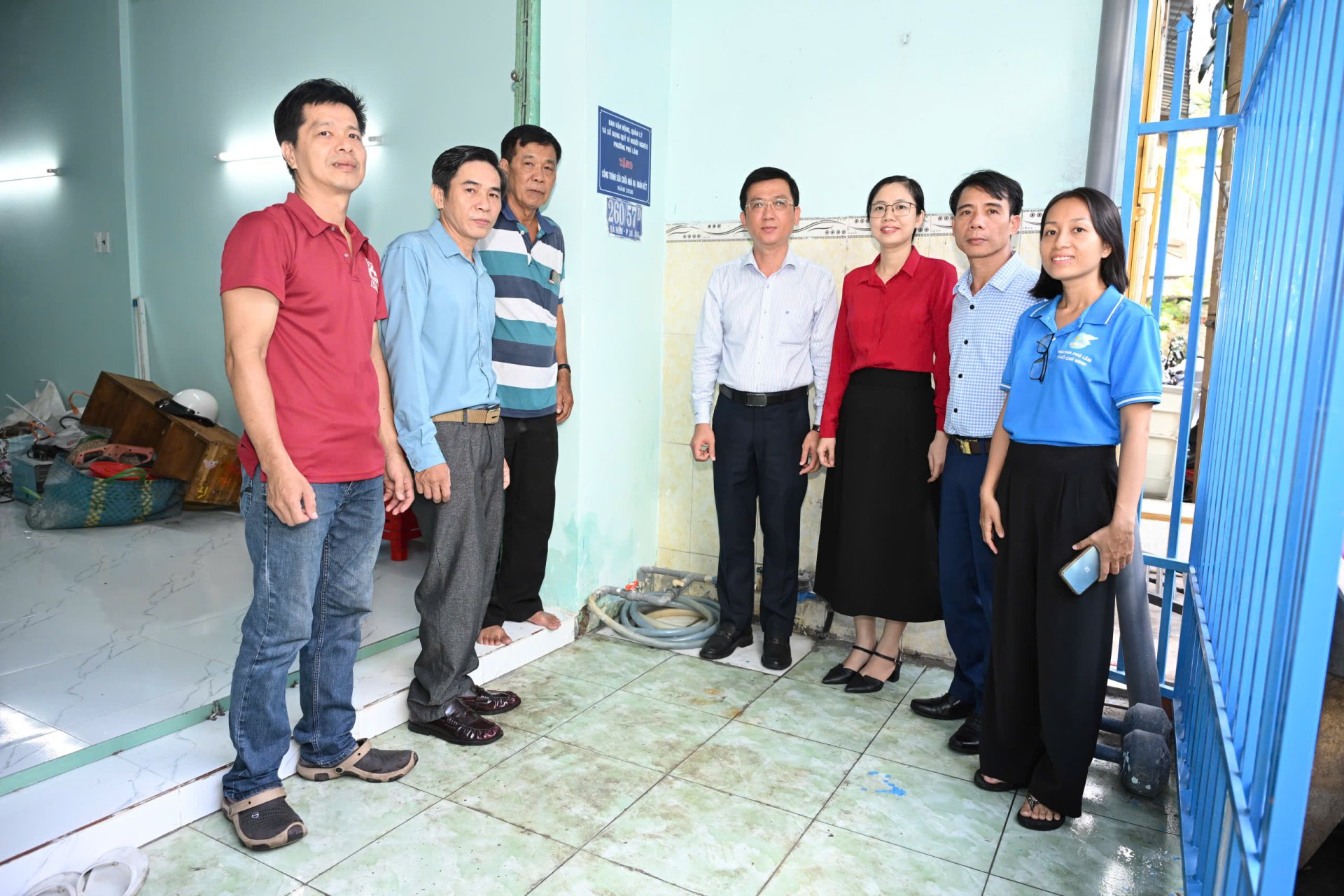BÀN GIAO CÔNG TRÌNH SỬA CHỮA NHÀ ĐẠI ĐOÀN KẾT CHO HỘ GIA ĐÌNH KHÓ KHĂN