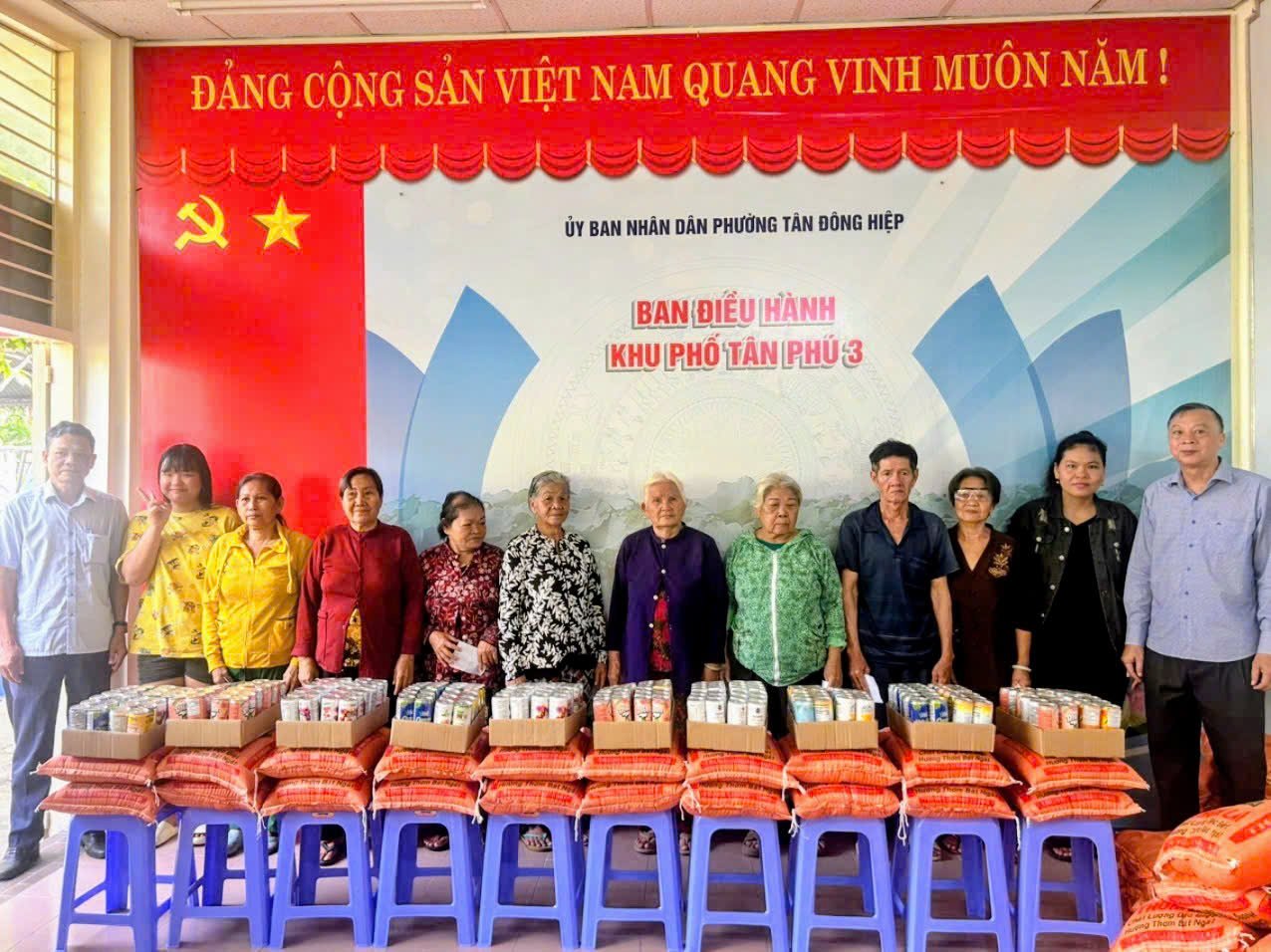 TÂN ĐÔNG HIỆP: LAN TỎA NIỀM TỰ HÀO DÂN TỘC, GẮN KỶ NIỆM NGÀY LỄ LỚN VỚI CHĂM LO NHÂN DÂN